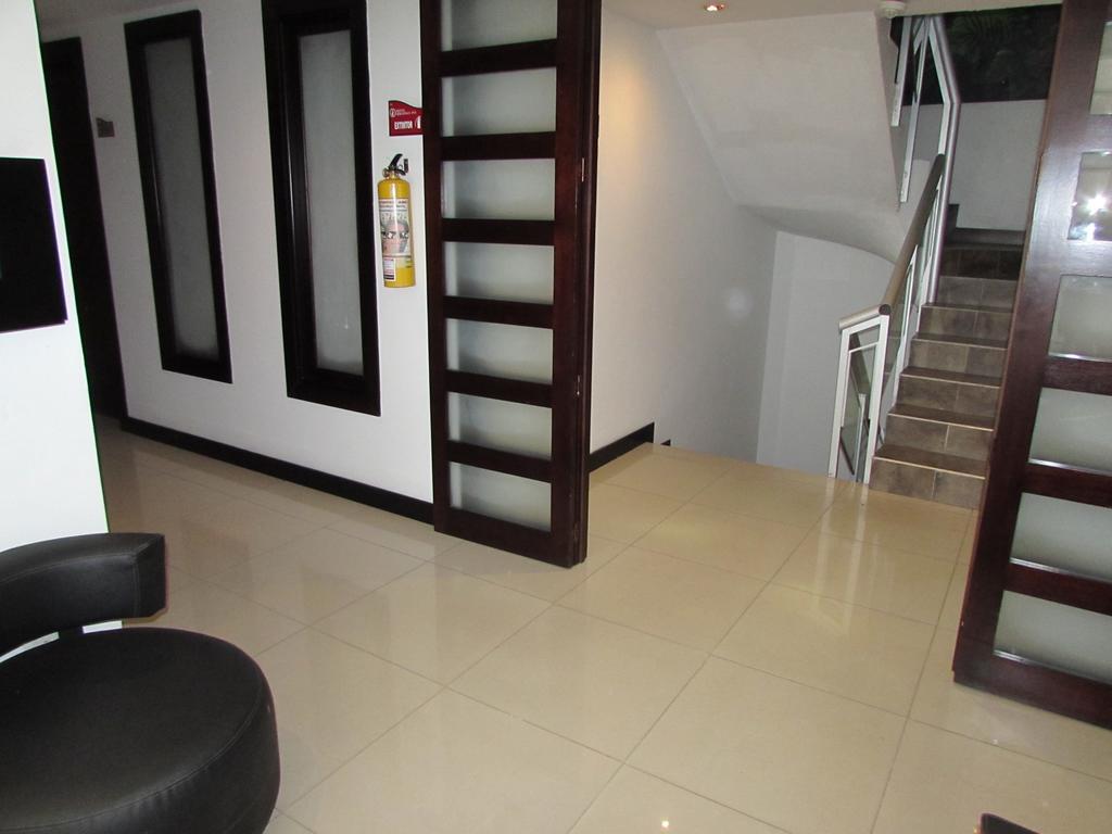 Aw Hotel Connect 33 Bogota Exterior photo