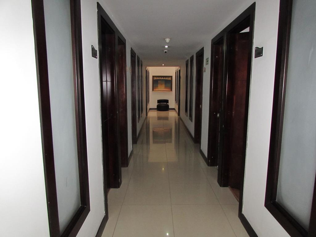 Aw Hotel Connect 33 Bogota Exterior photo