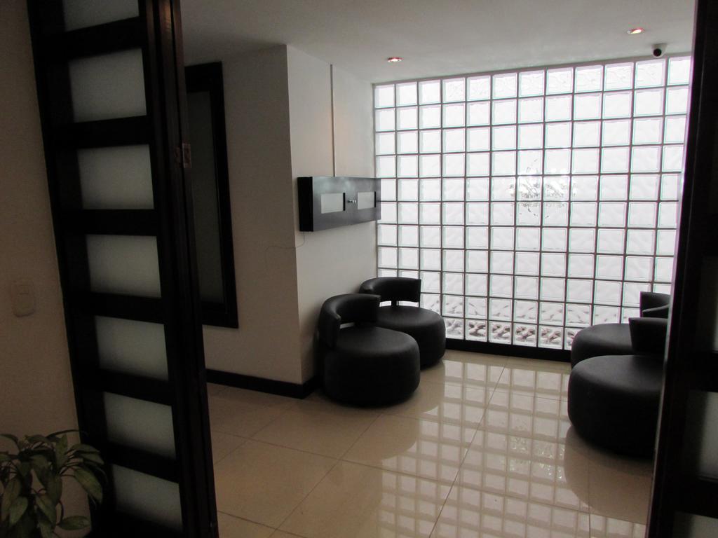 Aw Hotel Connect 33 Bogota Exterior photo